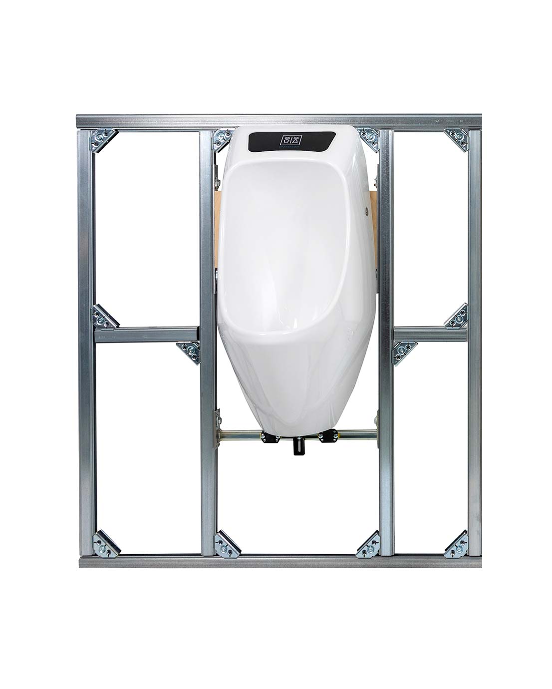 Novosan, asennusvalmis WC-tilaelementti. Elementtiin on kiinnitetty Urimat-pisuaari. Malli: Urimat EcoPlus, polykarbonaattinen. Väri: valkoinen.