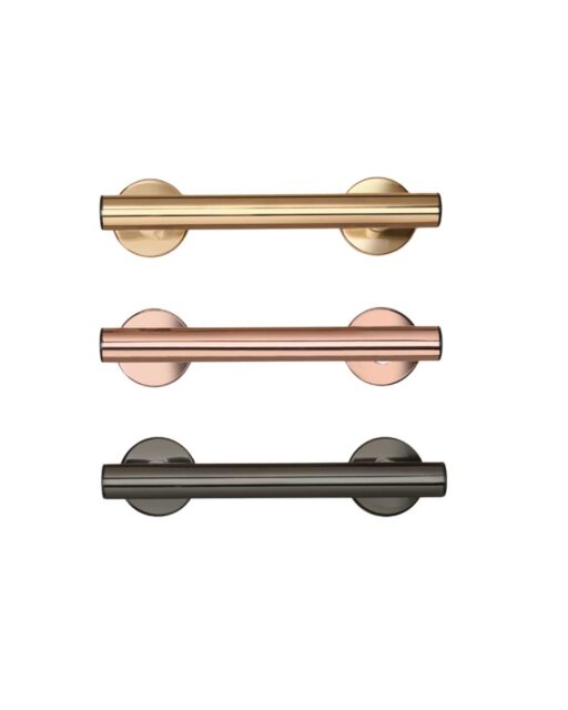 Novosan PVD-apuvälineet, tukikaiteet ja -kahvat metallinsävyissä.